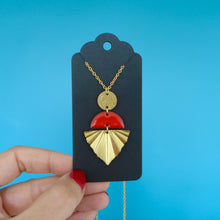 Charger l'image dans la galerie, Parure sautoir et boucles d'oreilles Art Déco doré pailleté et émail rouge