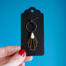 Charger l'image dans la galerie, Parure de bijoux Art Déco collier et boucles d'oreilles graphiques bronze et blanc