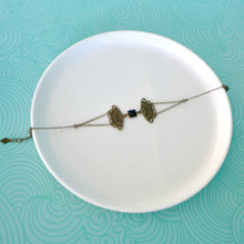 Charger l'image dans la galerie, Bracelet élégant Art Nouveau bronze antique et émail noir