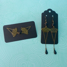 Charger l'image dans la galerie, Parure Bracelet et Boucles d'oreilles Art Nouveau bronze antique et émail noir