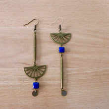 Charger l'image dans la galerie, boucles graphiques bleu foncé tige demi cercle rayé Une Embellie