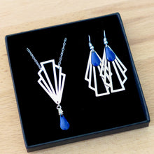 Charger l'image dans la galerie, Parure de bijoux argentés éventail graphique Art Déco bleu marine