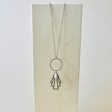 Charger l'image dans la galerie, Collier pendentif Art Déco éventail graphique et anneau Laiton bronze et émail blanc