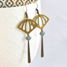 Charger l'image dans la galerie, Boucles oreilles art déco bronze gris Une Embellie