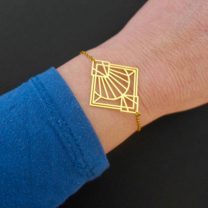 Bracelet graphique Art Déco doré contemporain