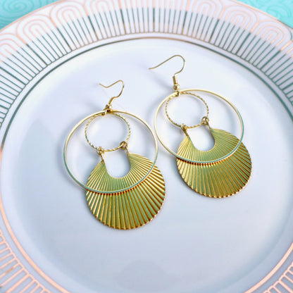 Grandes boucles d'oreilles dorées Art Déco rondes striées