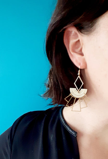 Boucles d'oreilles Art Déco graphiques doré bohème chic égyptiennes