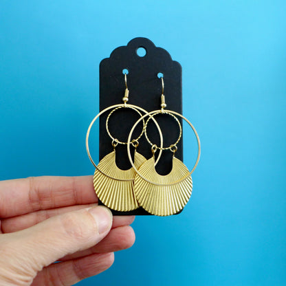 Grandes boucles d'oreilles dorées Art Déco rondes striées