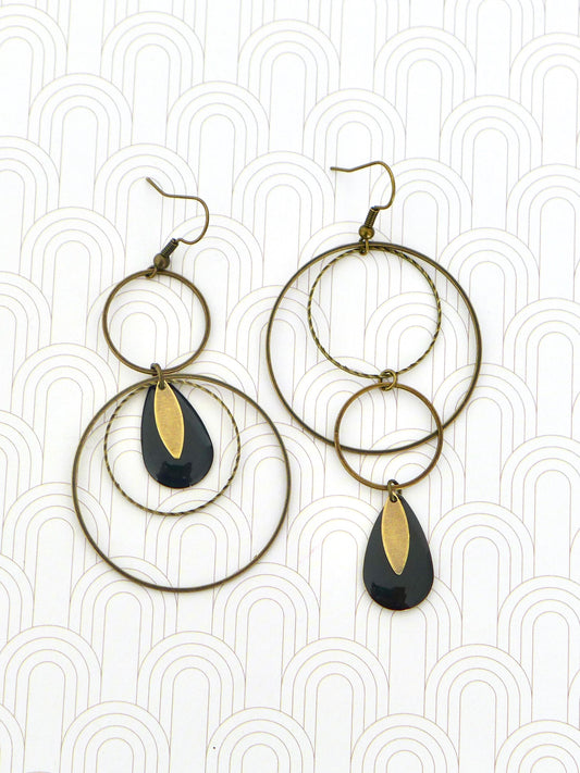 Grandes boucles d'oreilles asymétriques rondes noires et bronze
