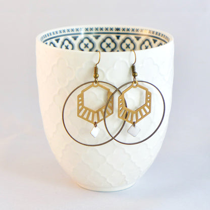 Boucles oreilles hexagone graphique blanc Une Embellie